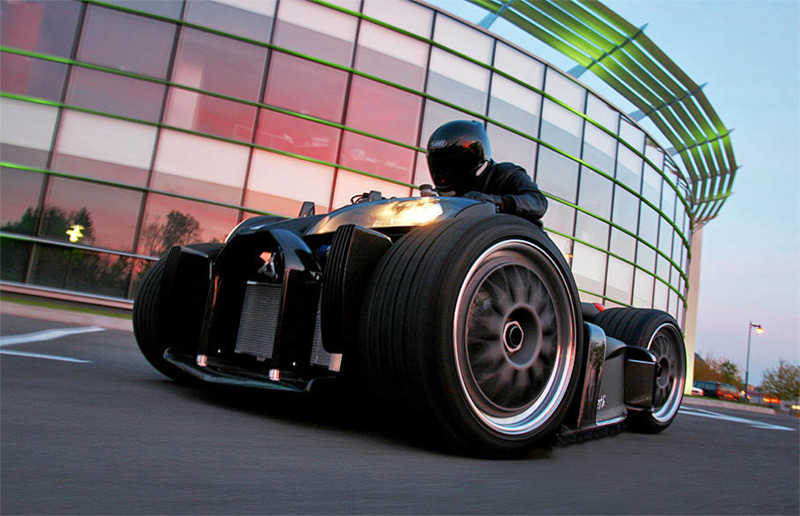 Illustration for article titled $283,000 Quad Bike Powered By 500 HP Turbocharged BMW V12